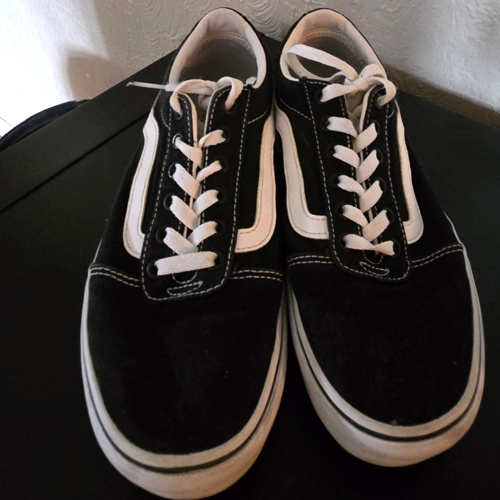 Old Skool Stackform Vans Women’s size 8